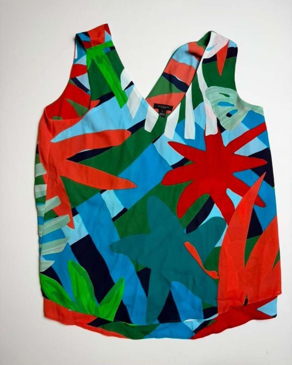 Ann Taylor Fun Colorful Floral Print V-Neck Sleeveless Cami Tank Top Size S
